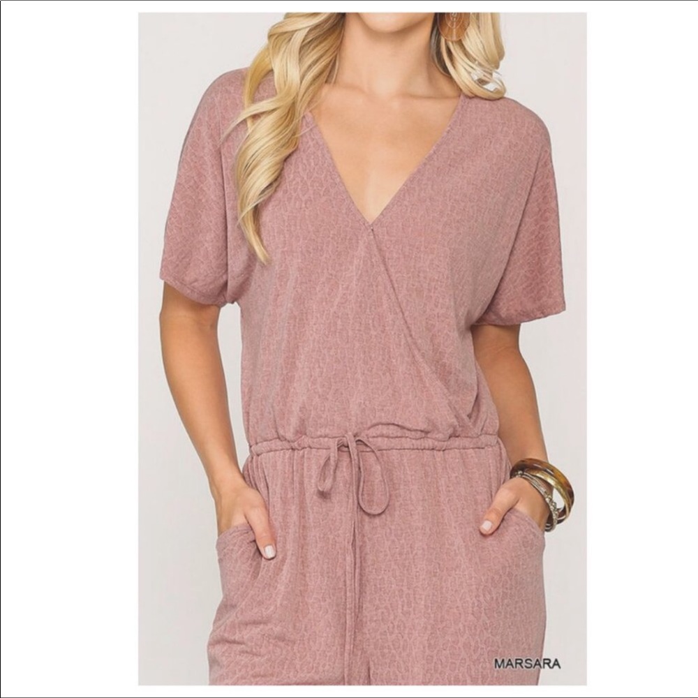 NWT GiGio Mauve Tonal Leopard Print Jumpsuit Sizes S, M, L - Picture 5 of 6